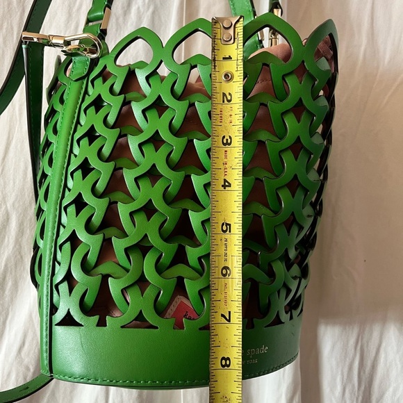 Kate Spade Dorie Bucket Bag Green  Italian Leather Novelty Small Sample Bag - Picture 6 of 9